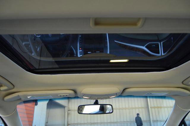 Used 2014 Lincoln MKZ AWD w/ Equipment Group 102A Reserve image 25