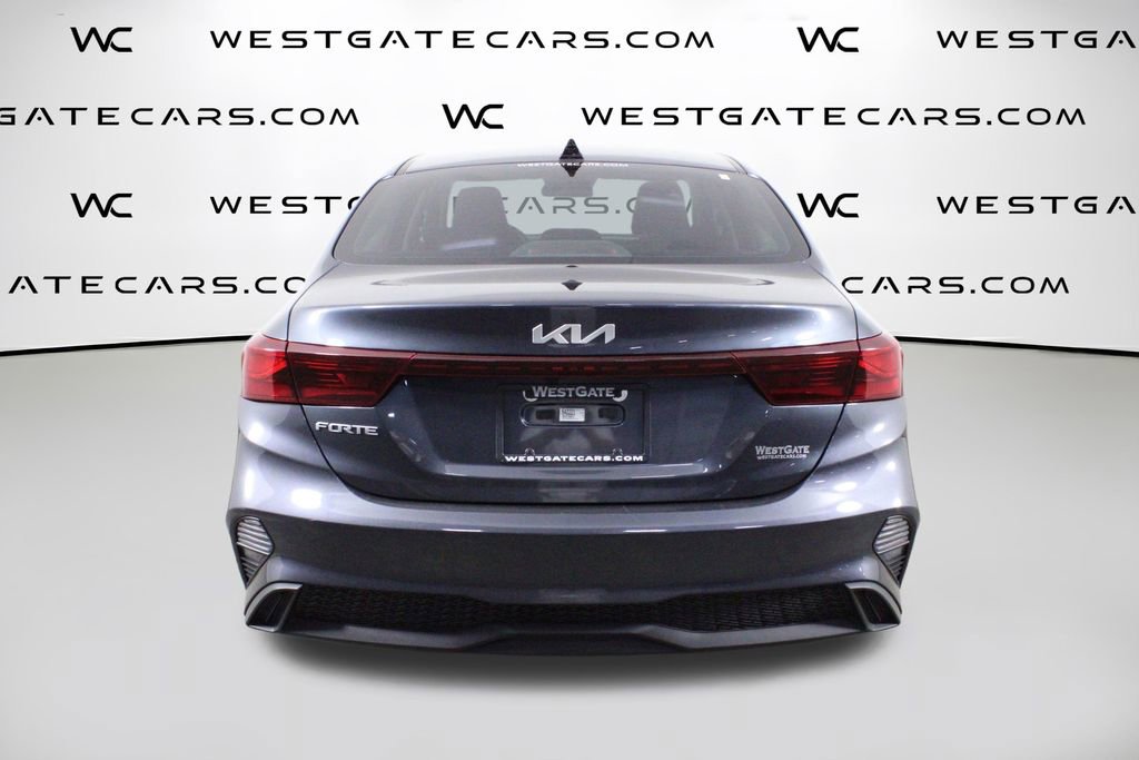 Used 2023 Kia Forte LXS w/ LXS Technology Package image 7