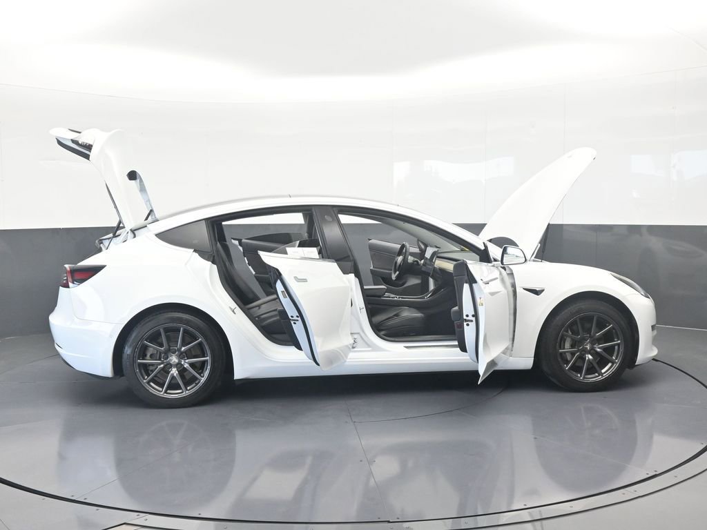 Used 2019 Tesla Model 3 Standard Range Plus image 70