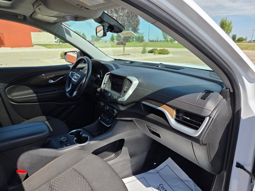 Used 2020 GMC Terrain SLE w/ Driver Convenience Package AWD/4WD image 28