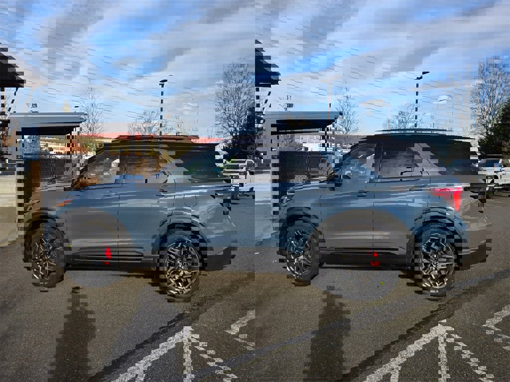 New 2026 Ford Explorer ST image 8