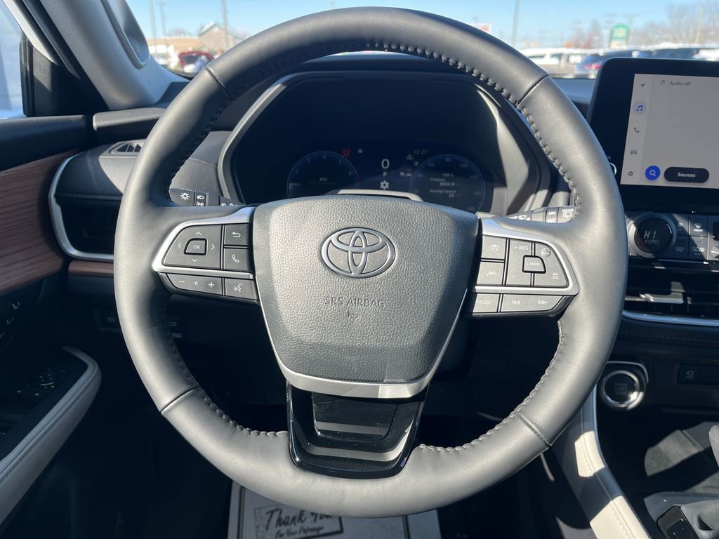 Certified 2025 Toyota Grand Highlander Platinum image 14