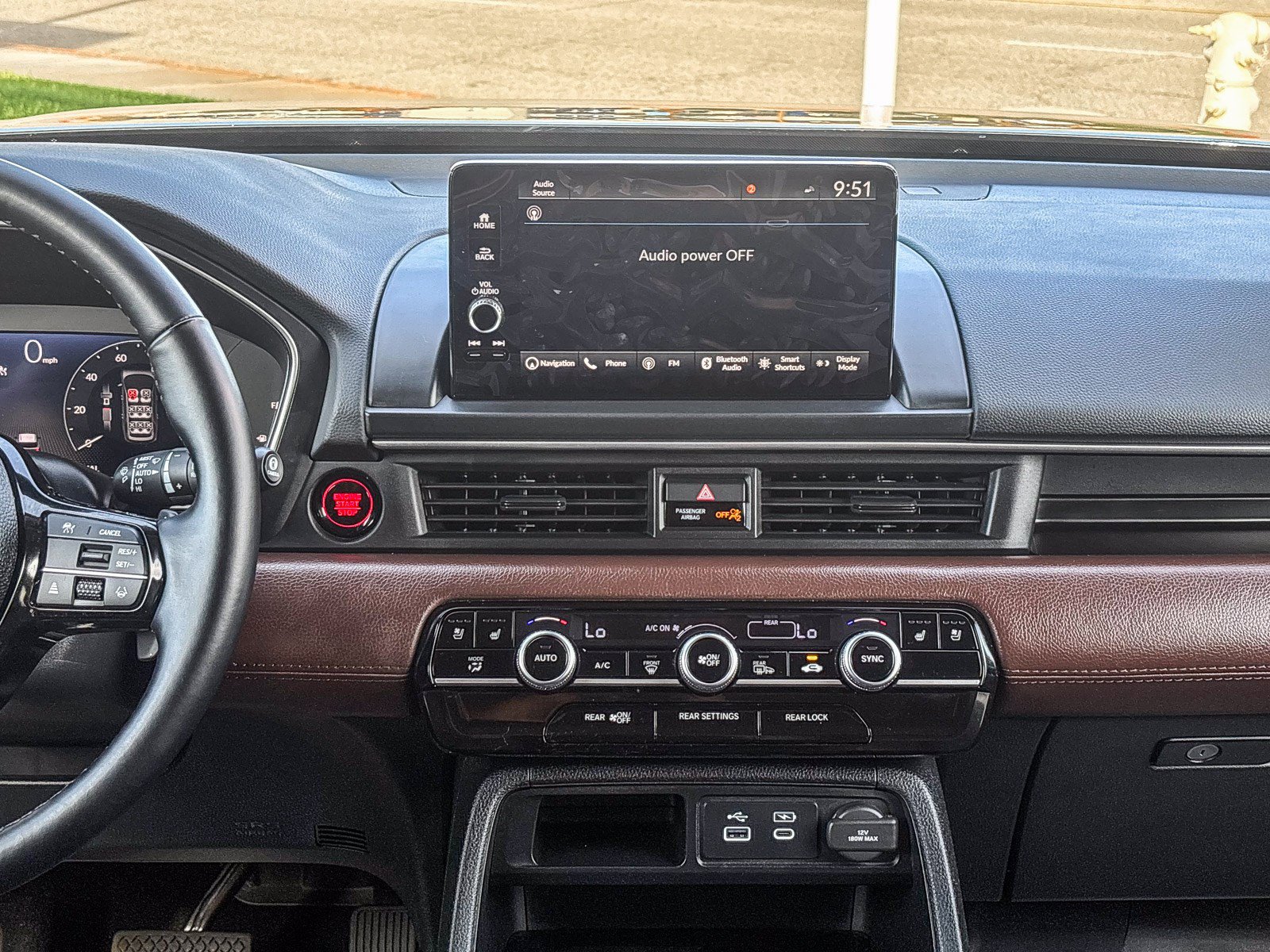 Certified 2025 Honda Pilot Elite image 16