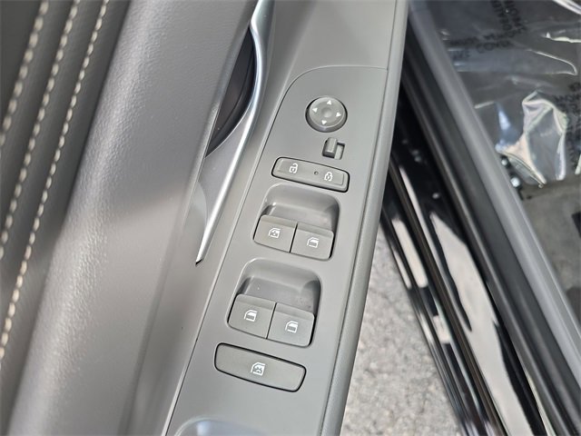 Used 2023 Hyundai Elantra SEL w/ Convenience Package image 14