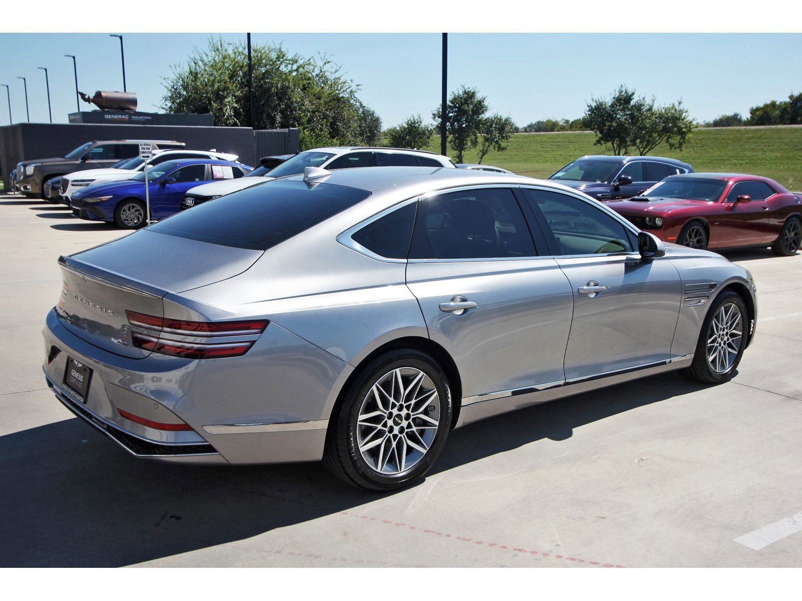 Used 2025 Genesis G80 2.5T image 8