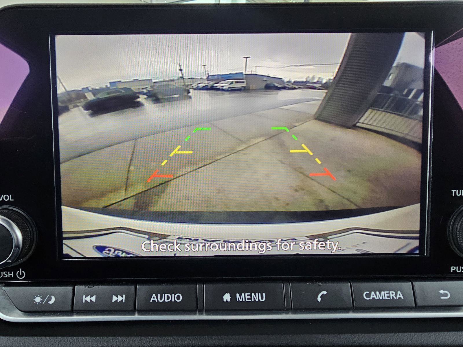 Used 2023 Nissan Rogue SV image 28