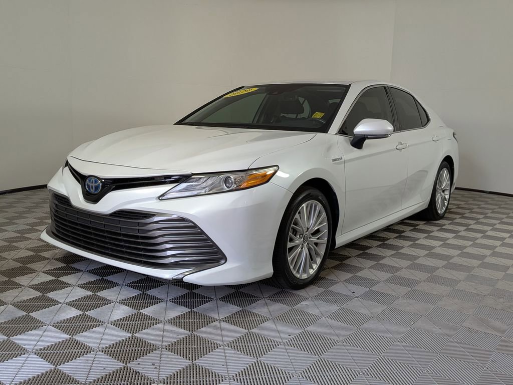 Used 2020 Toyota Camry XLE FWD image 7