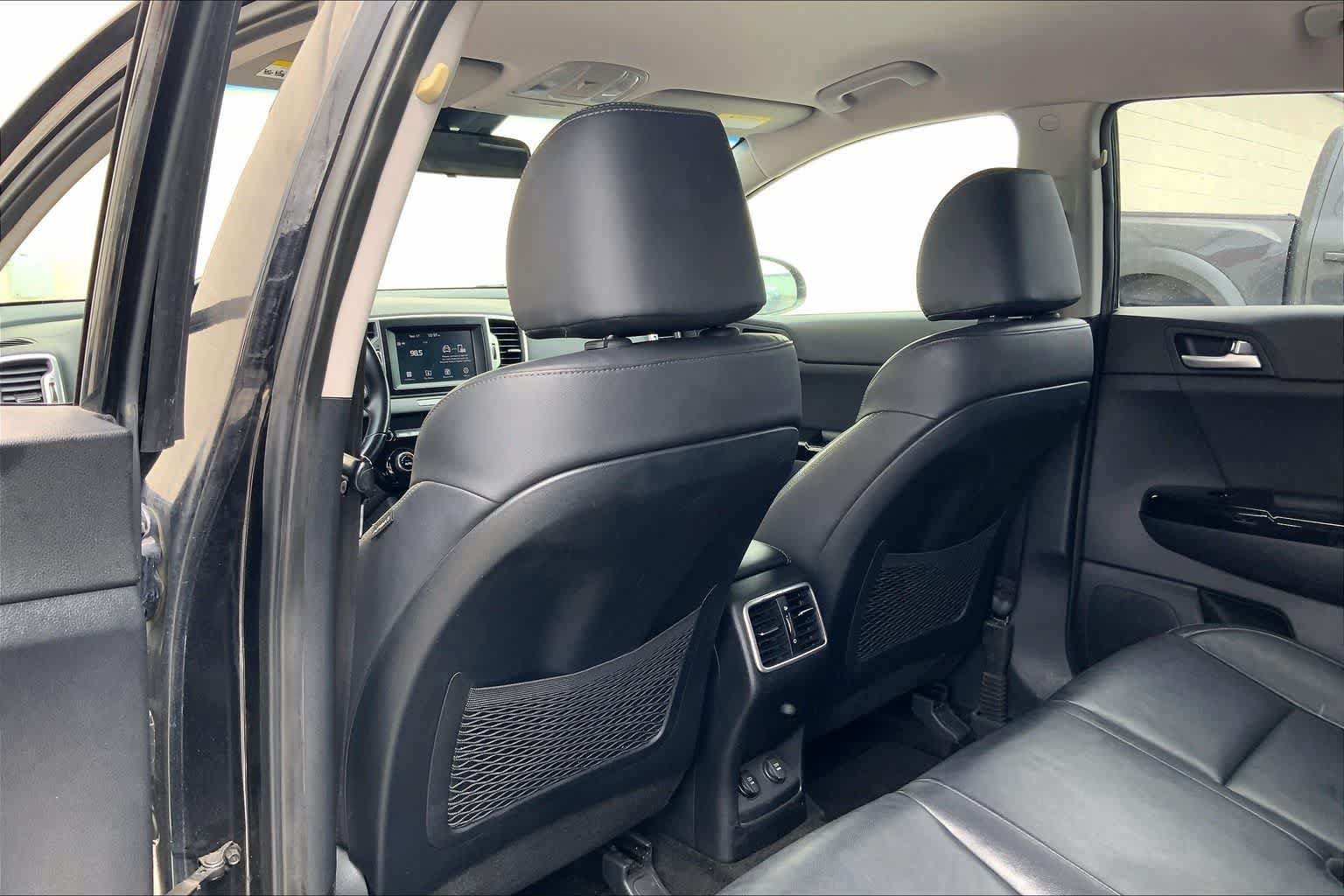 Used 2019 Kia Sportage EX FWD image 12