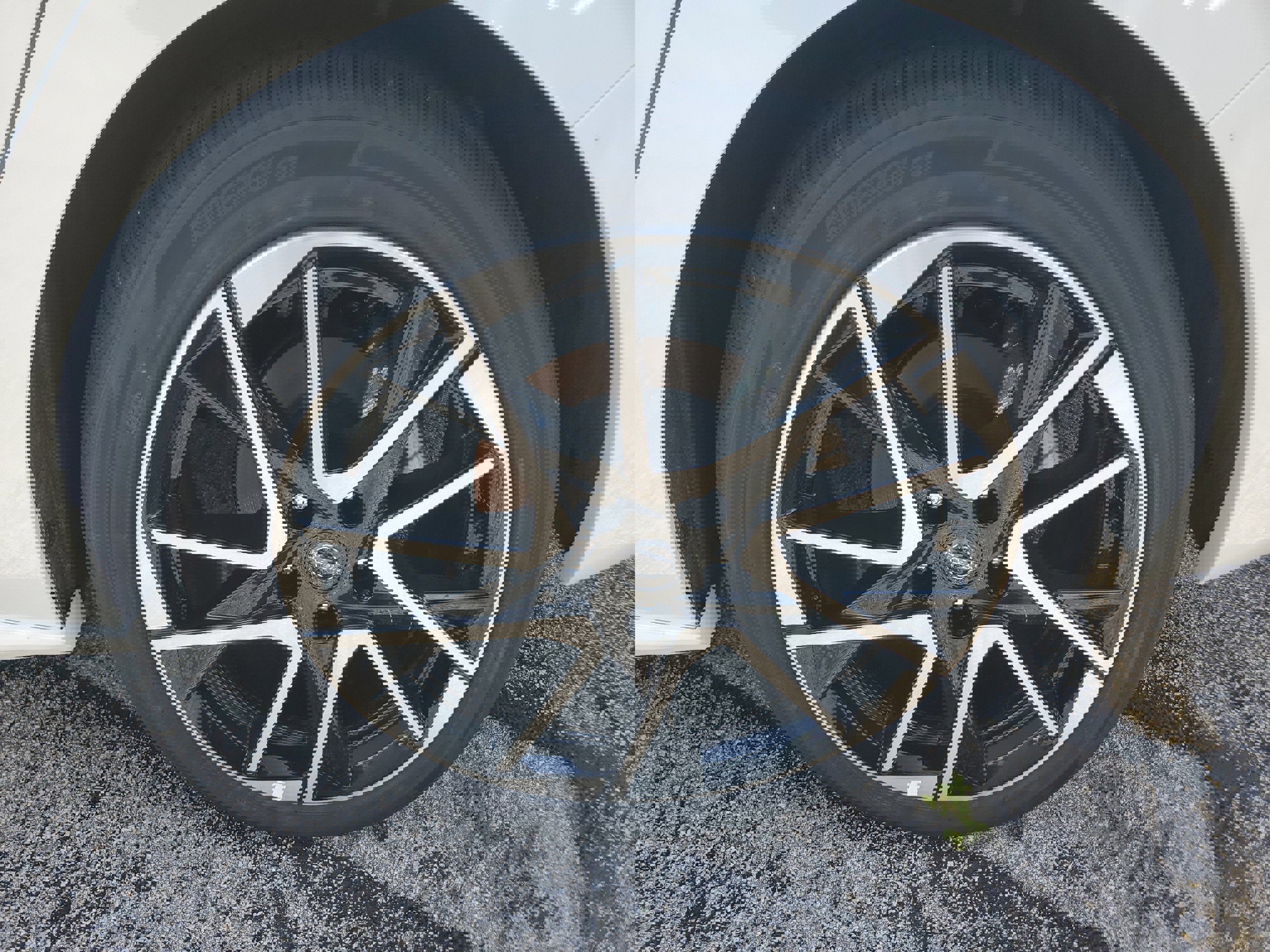 New 2025 Nissan Sentra SR w/ SR Premium Package image 8