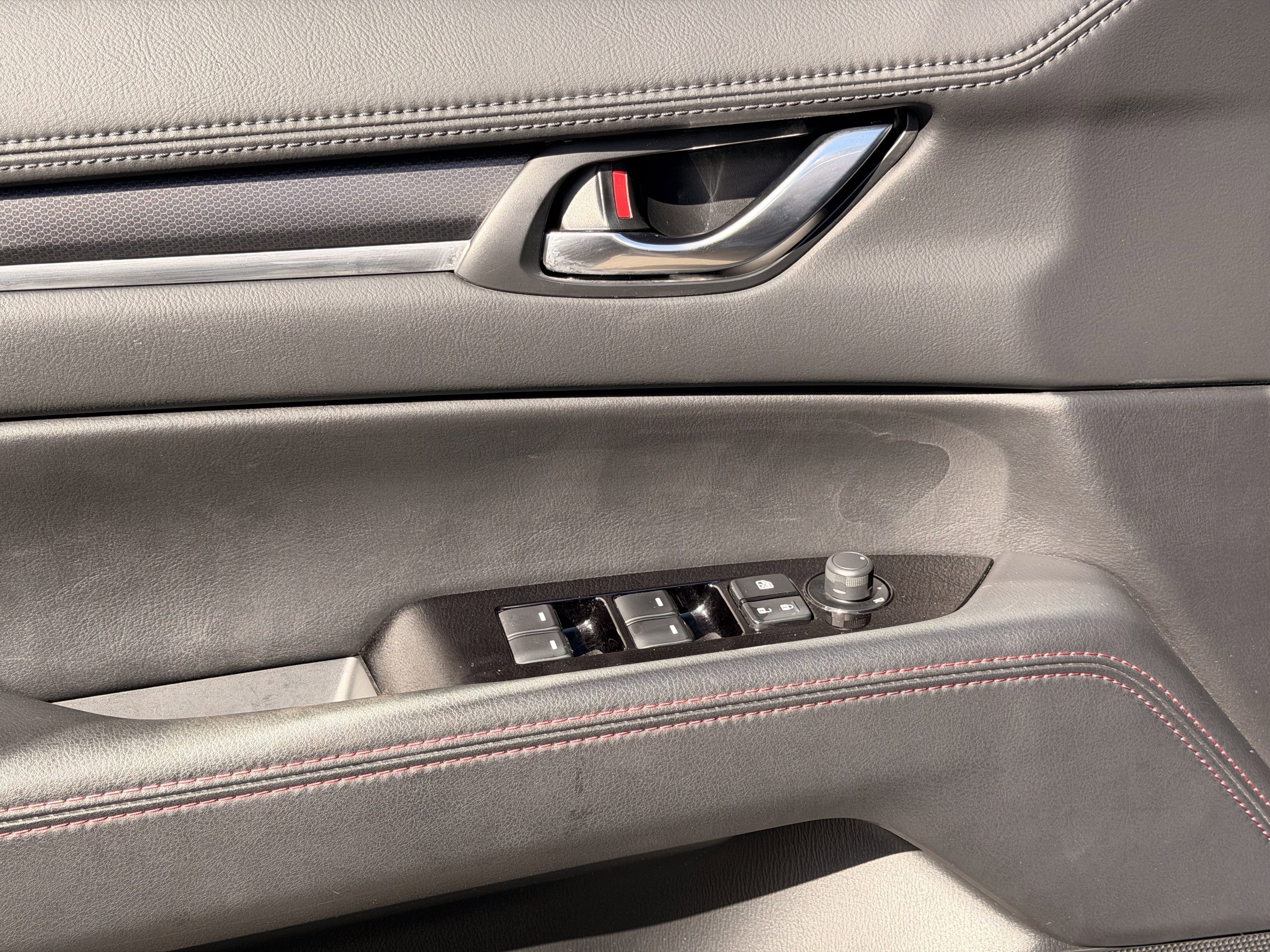 Used 2025 MAZDA CX-5 Carbon Edition image 9