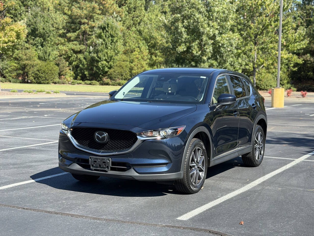 Used 2018 MAZDA CX-5 Touring w/ Preferred Equipment Package AWD/4WD image 4