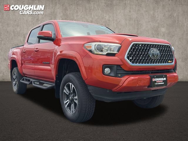 Used 2018 Toyota Tacoma TRD Sport AWD/4WD image 1