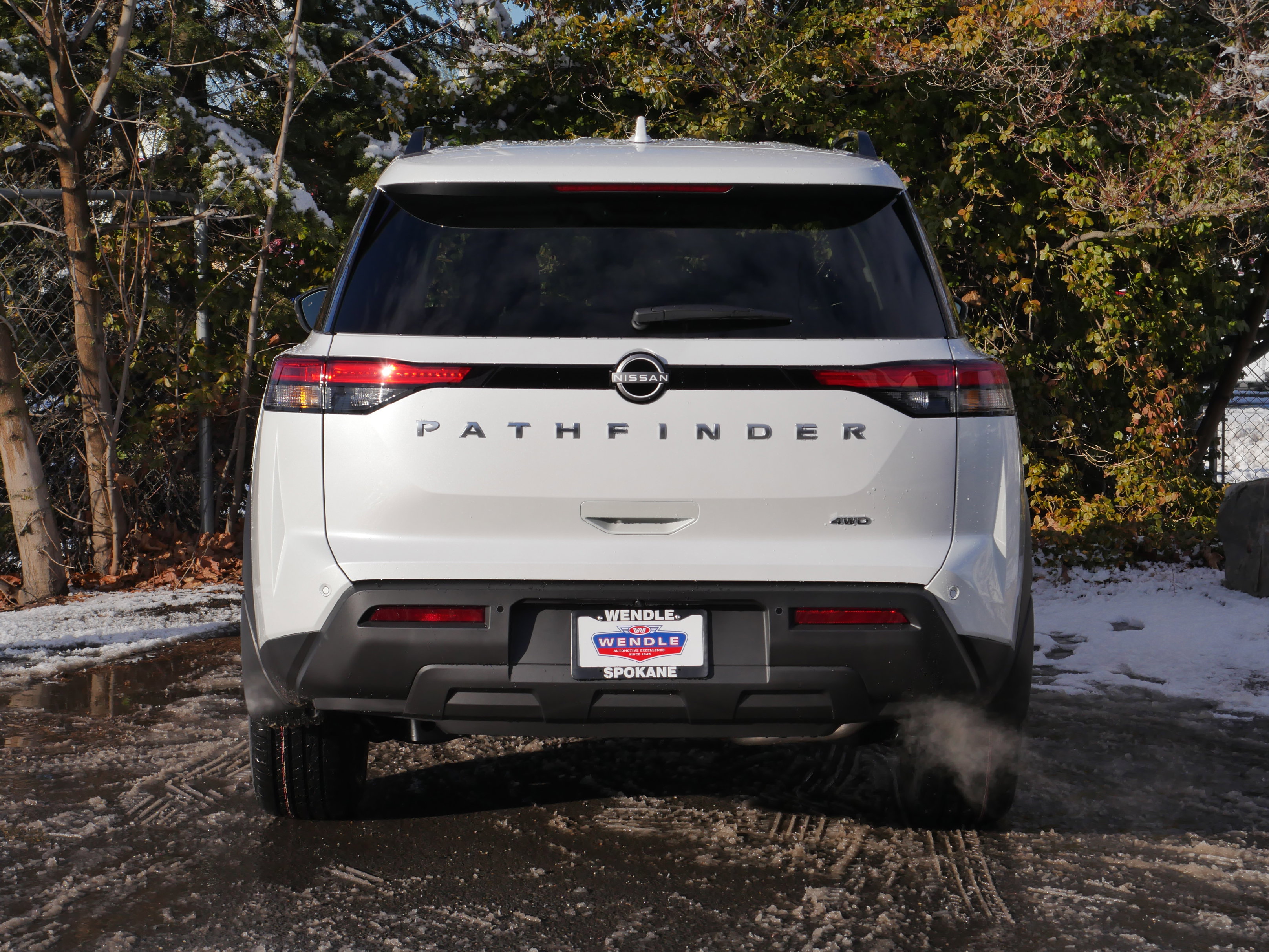 New 2025 Nissan Pathfinder SV image 19