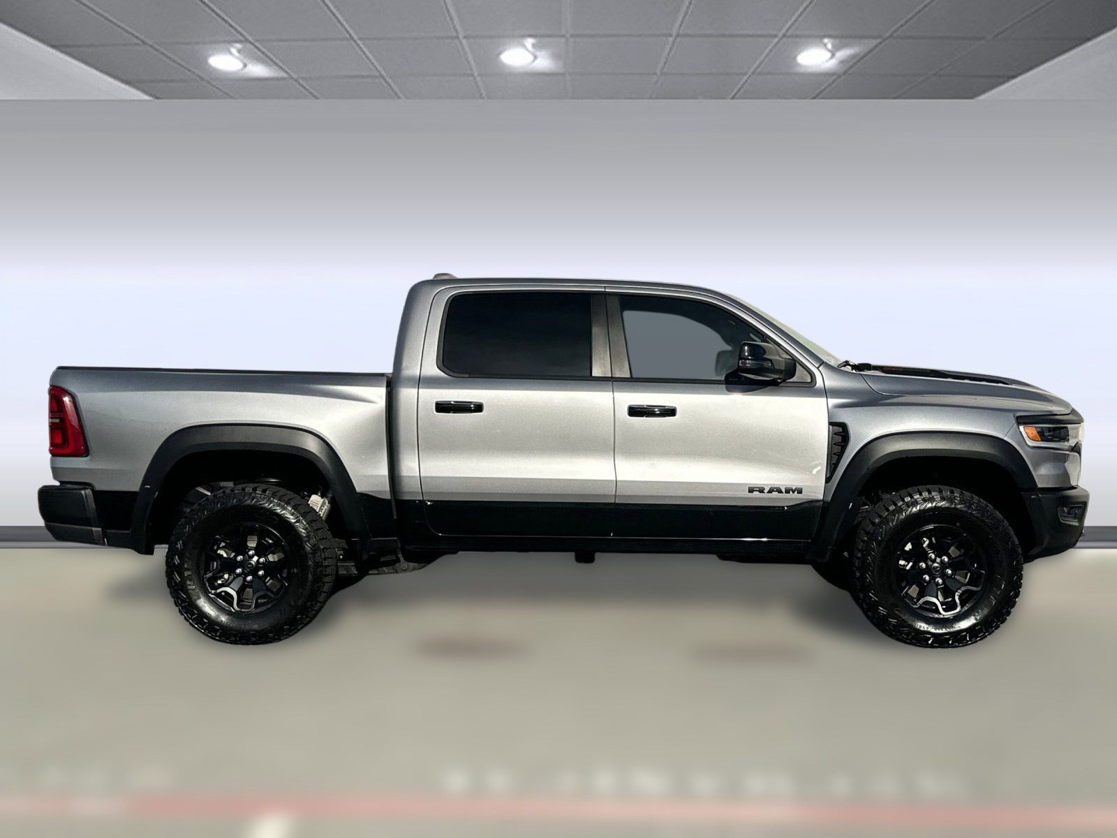 Used 2025 RAM 1500 RHO image 7