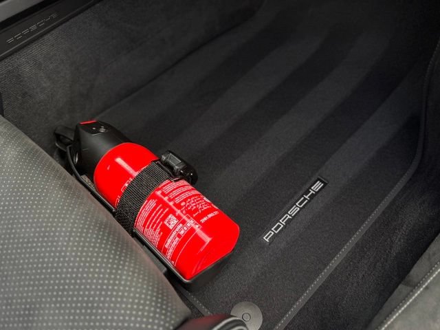 Used 2025 Porsche 911 GT3 RS RWD image 42