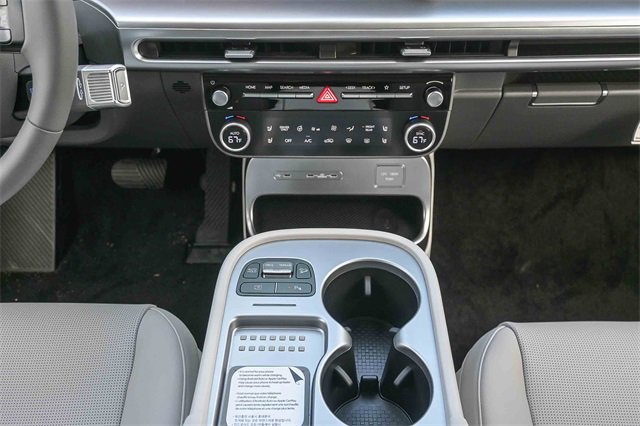 New 2026 Hyundai Ioniq 9 SEL image 15