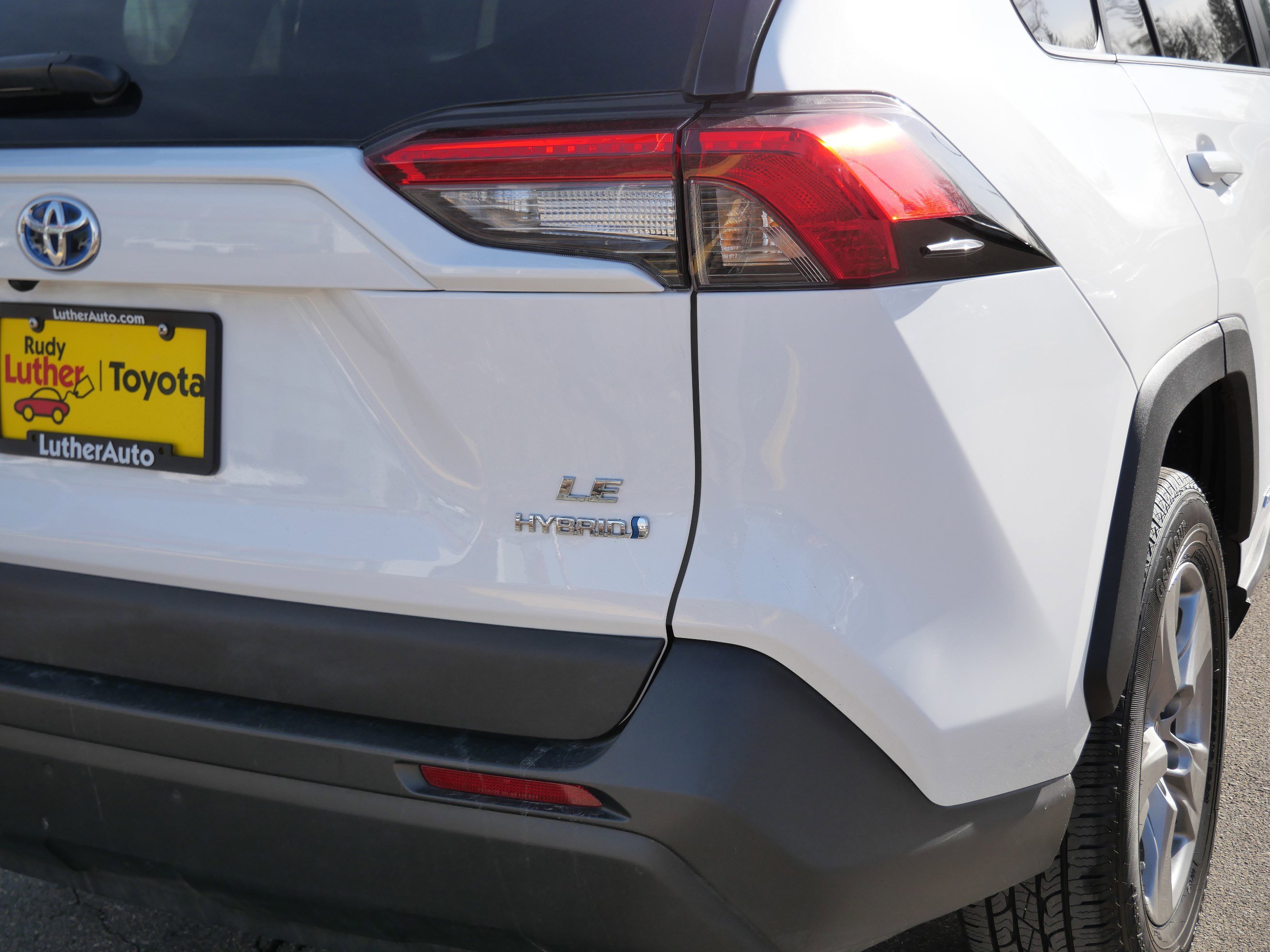 Certified 2024 Toyota RAV4 LE image 18