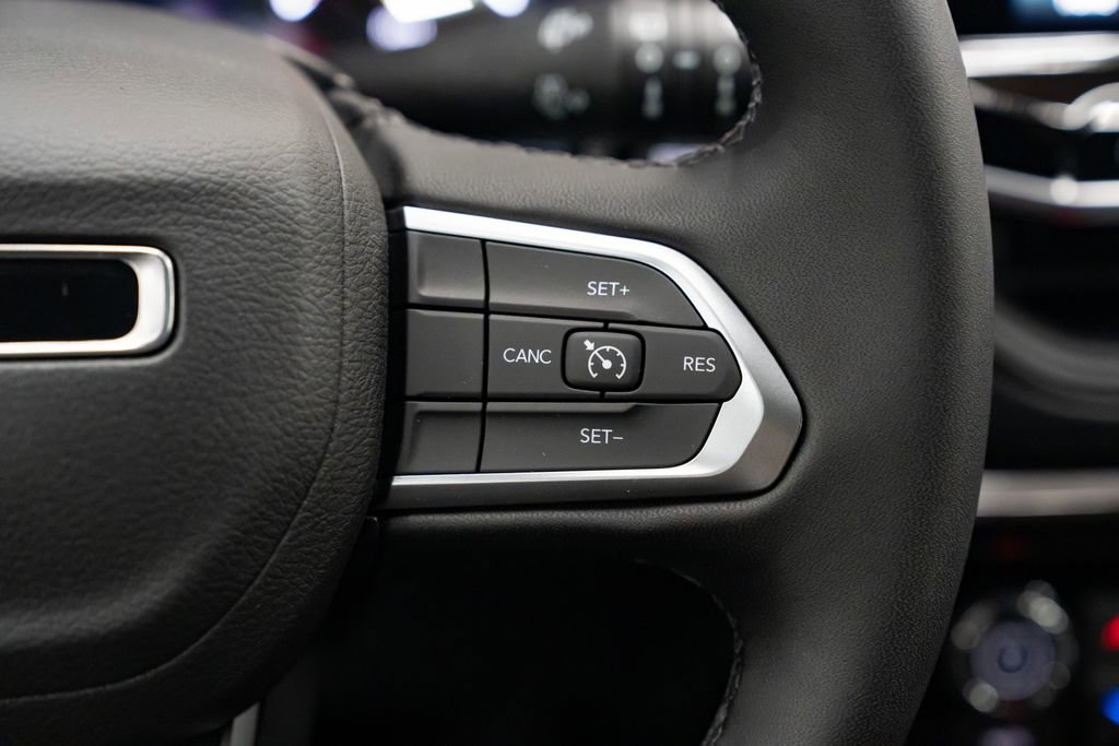 New 2026 Jeep Compass Latitude image 15