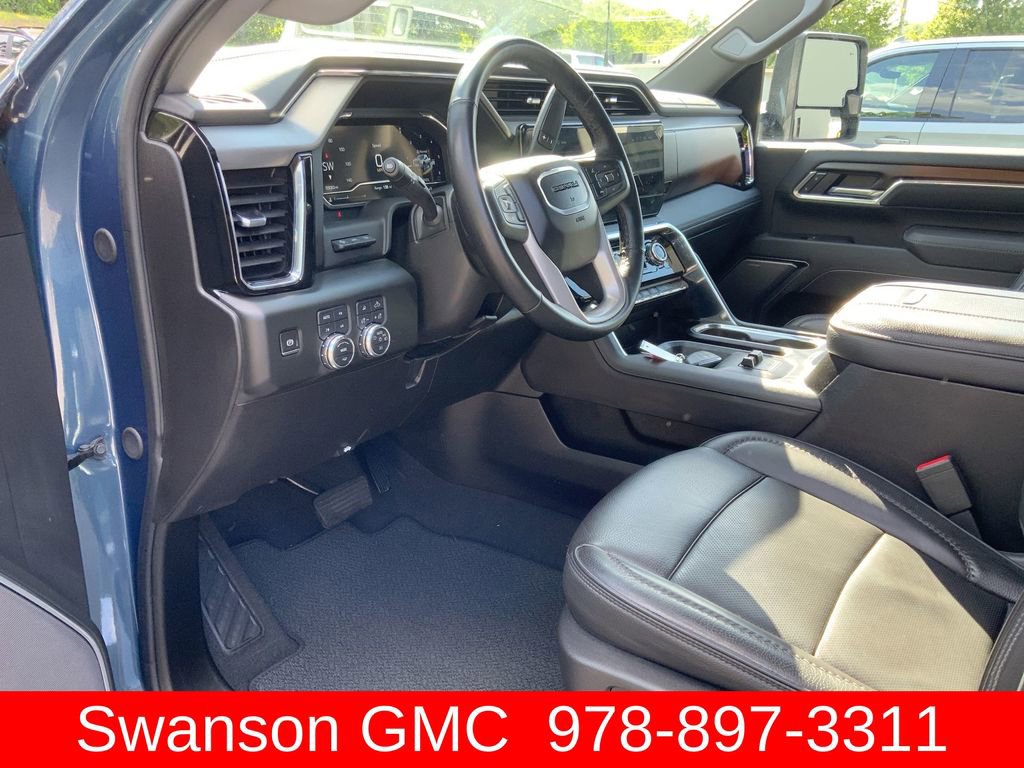 Used 2025 GMC Sierra 2500 Denali w/ Denali Reserve Package AWD/4WD image 11