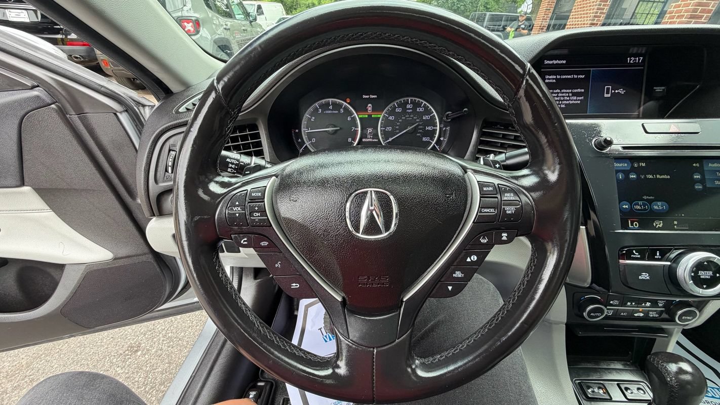 Used 2020 Acura ILX FWD image 11