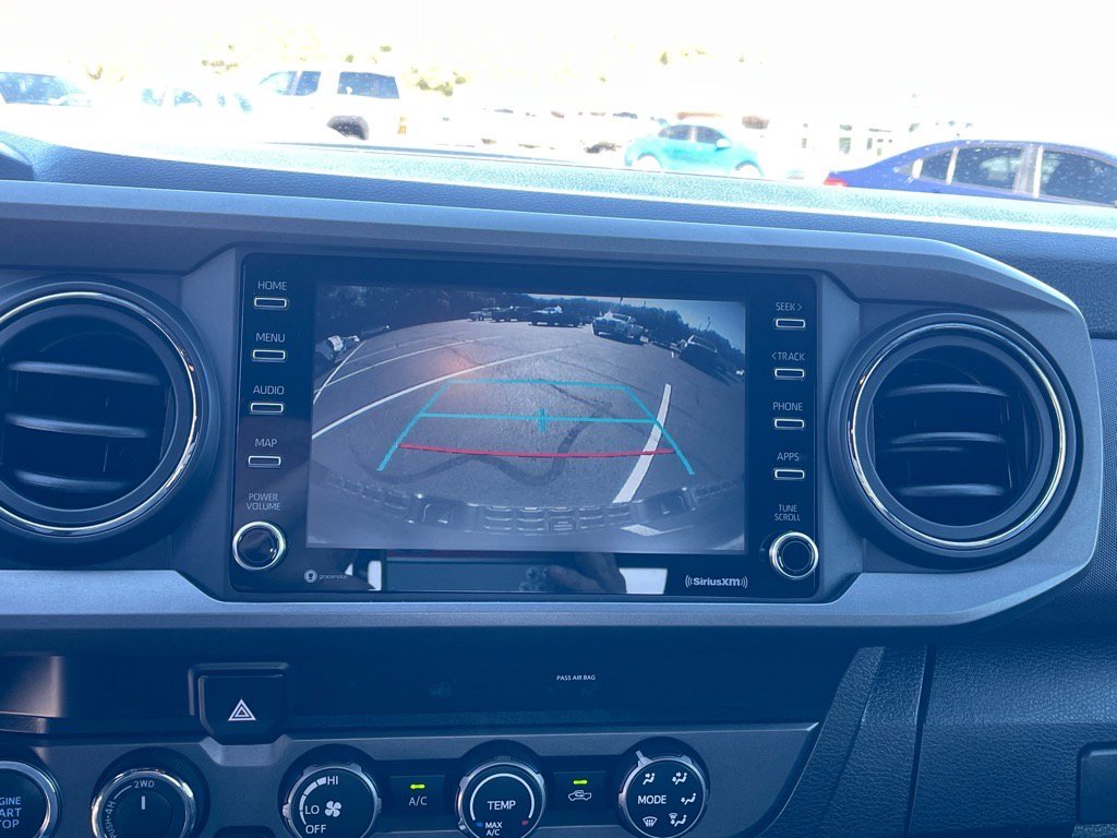 Used 2020 Toyota Tacoma TRD Sport image 6