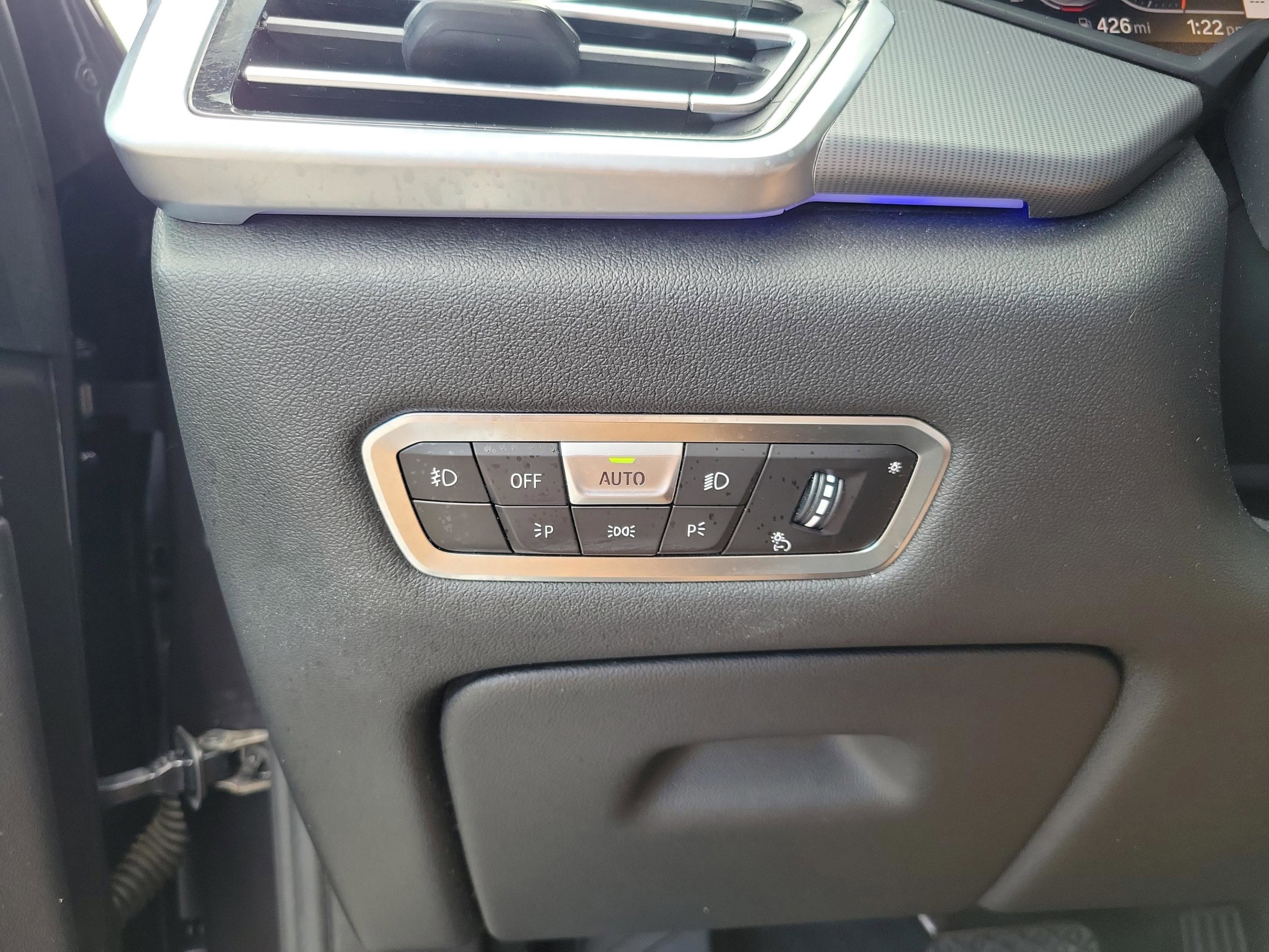 Used 2019 BMW X5 xDrive40i w/ Premium Package 2 AWD/4WD image 19