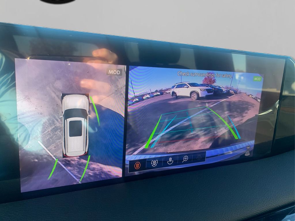 New 2025 Nissan Armada SL w/ Captain's Chari Seat Package image 30