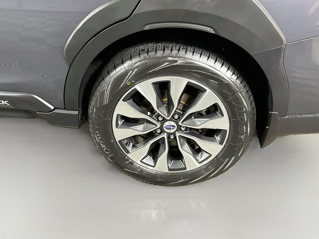 Used 2023 Subaru Outback Limited AWD/4WD image 39
