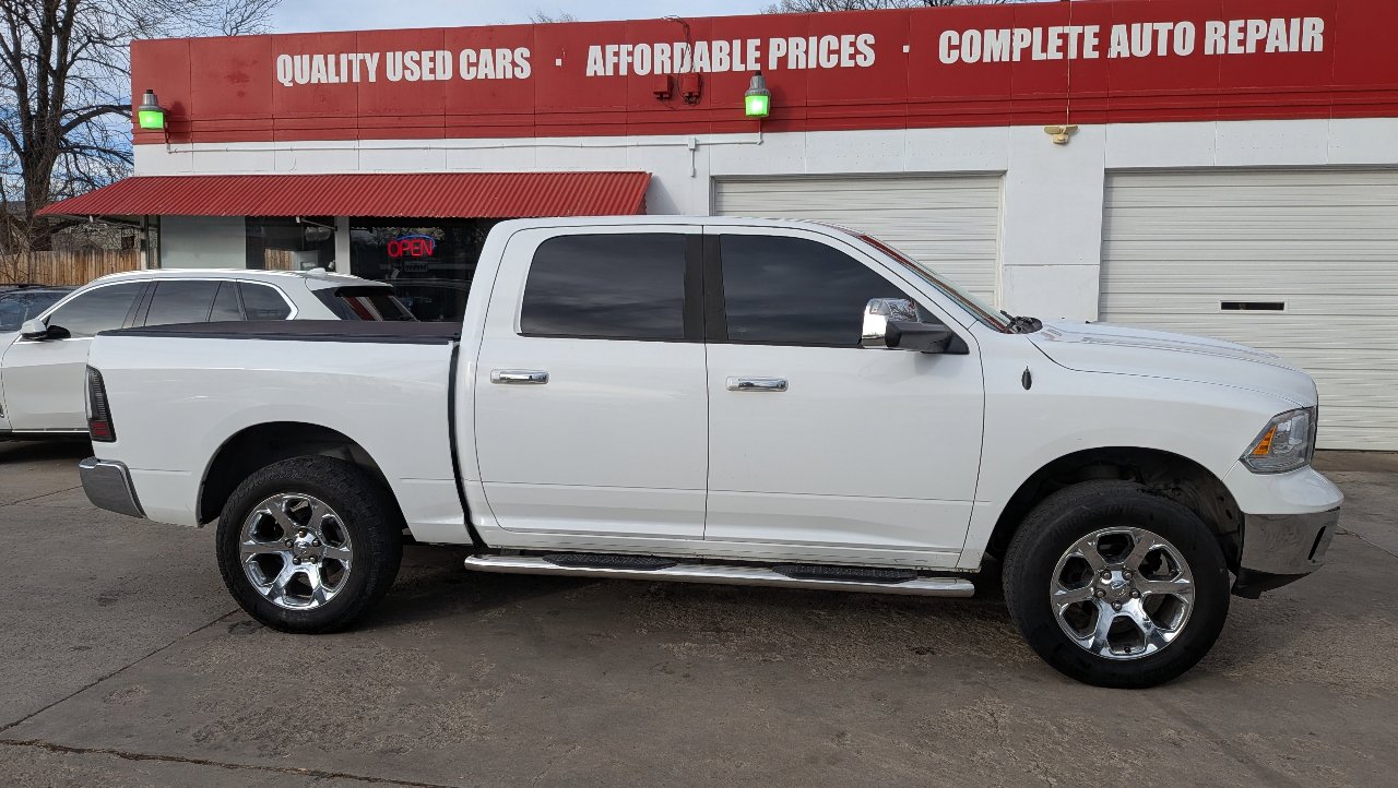 Used 2016 RAM 1500 Laramie image 4