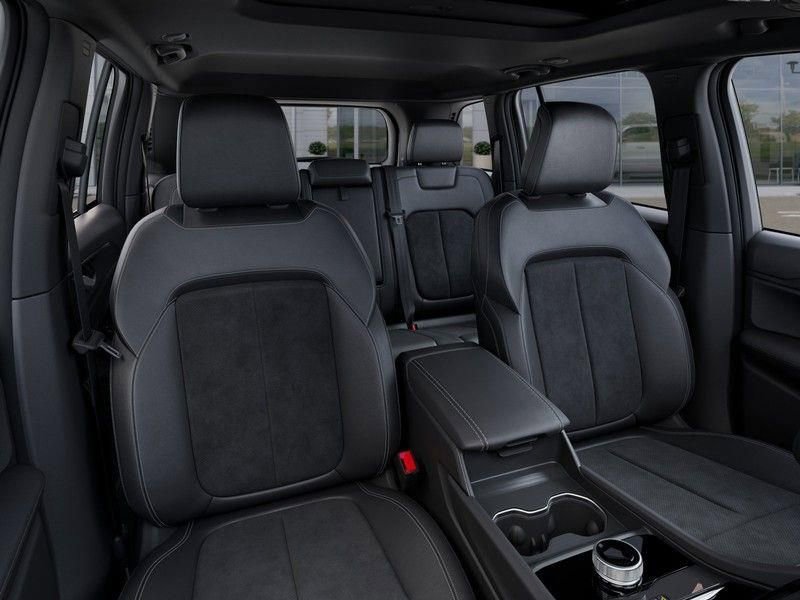 New 2025 Jeep Grand Cherokee Altitude AWD/4WD image 16