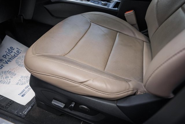 Used 2020 Ford Explorer Limited image 40