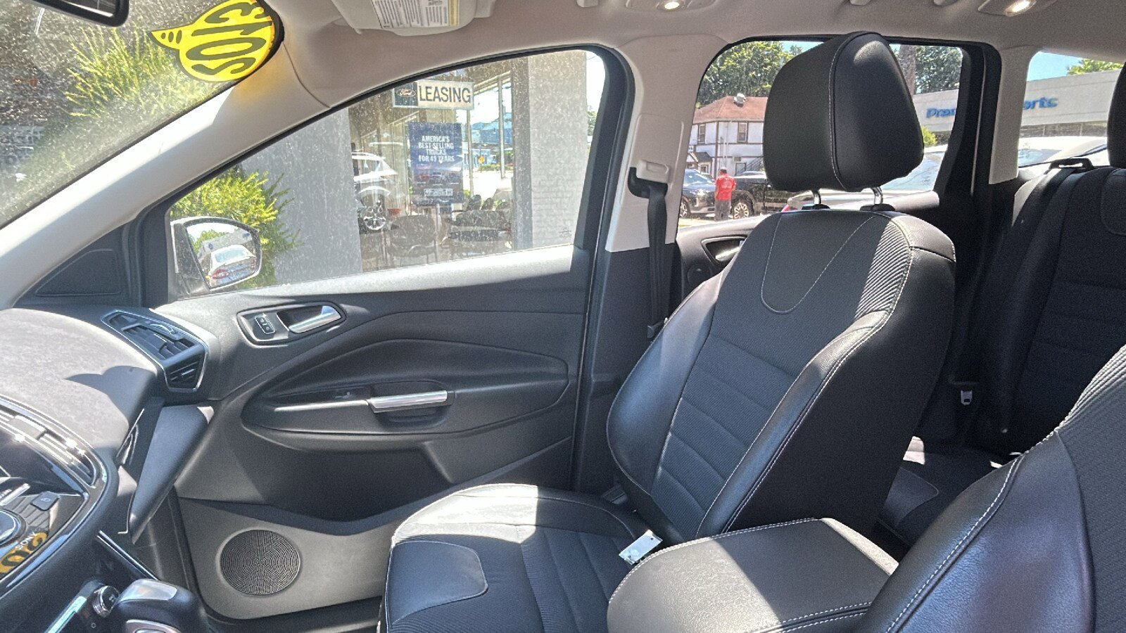 Used 2013 Ford Escape Titanium w/ Parking Technology Pkg AWD/4WD image 30
