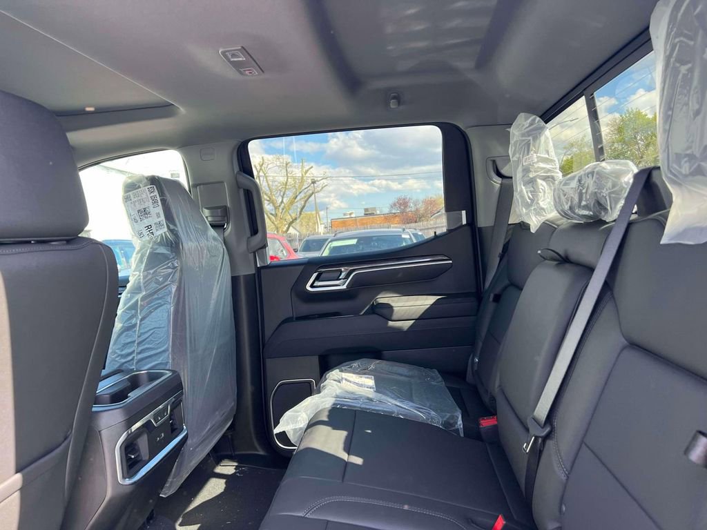 New 2026 Chevrolet Silverado 1500 LTZ w/ Technology Package image 6