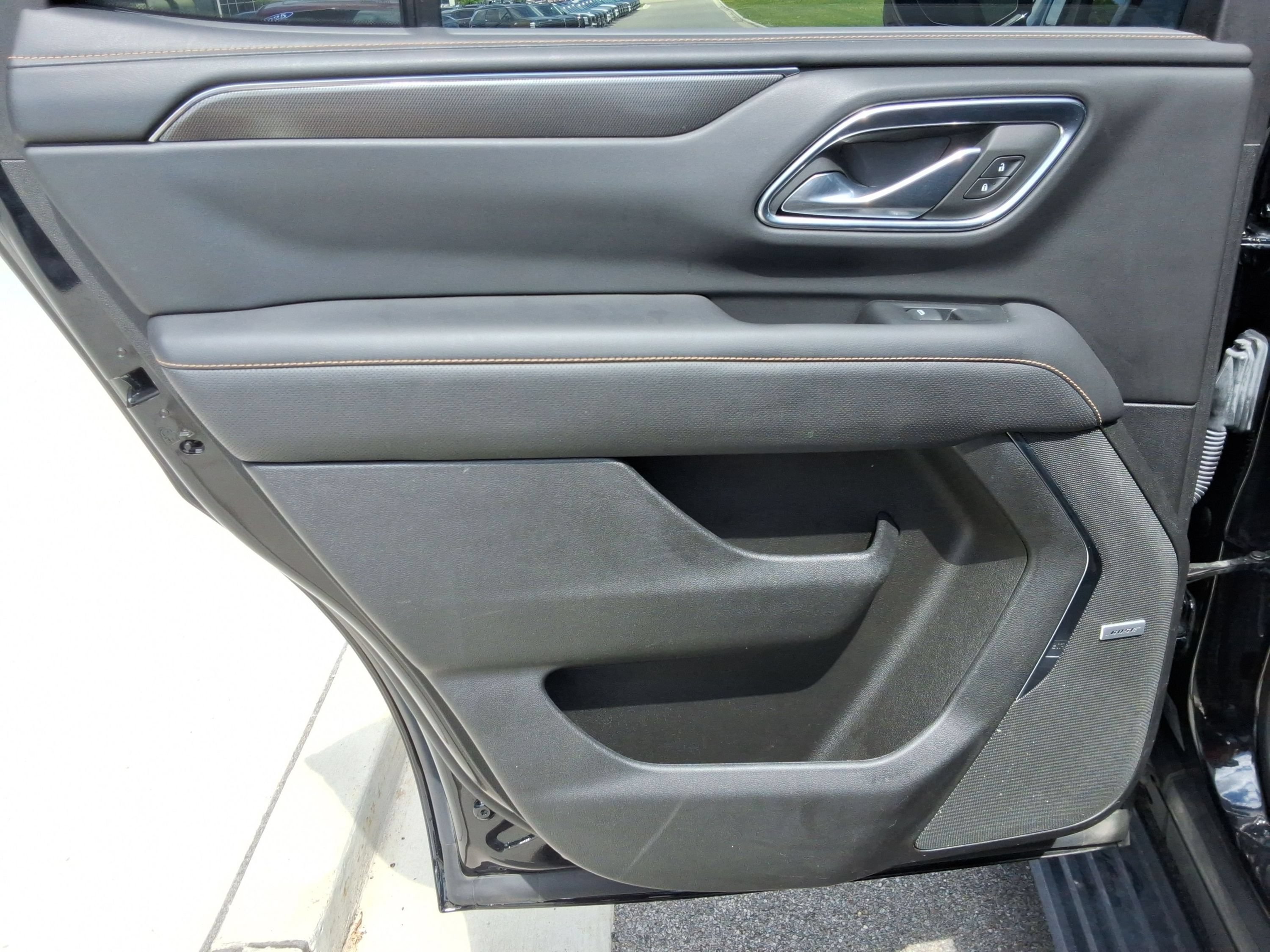 Used 2023 GMC Yukon AT4 w/ AT4 Premium Package AWD/4WD image 23