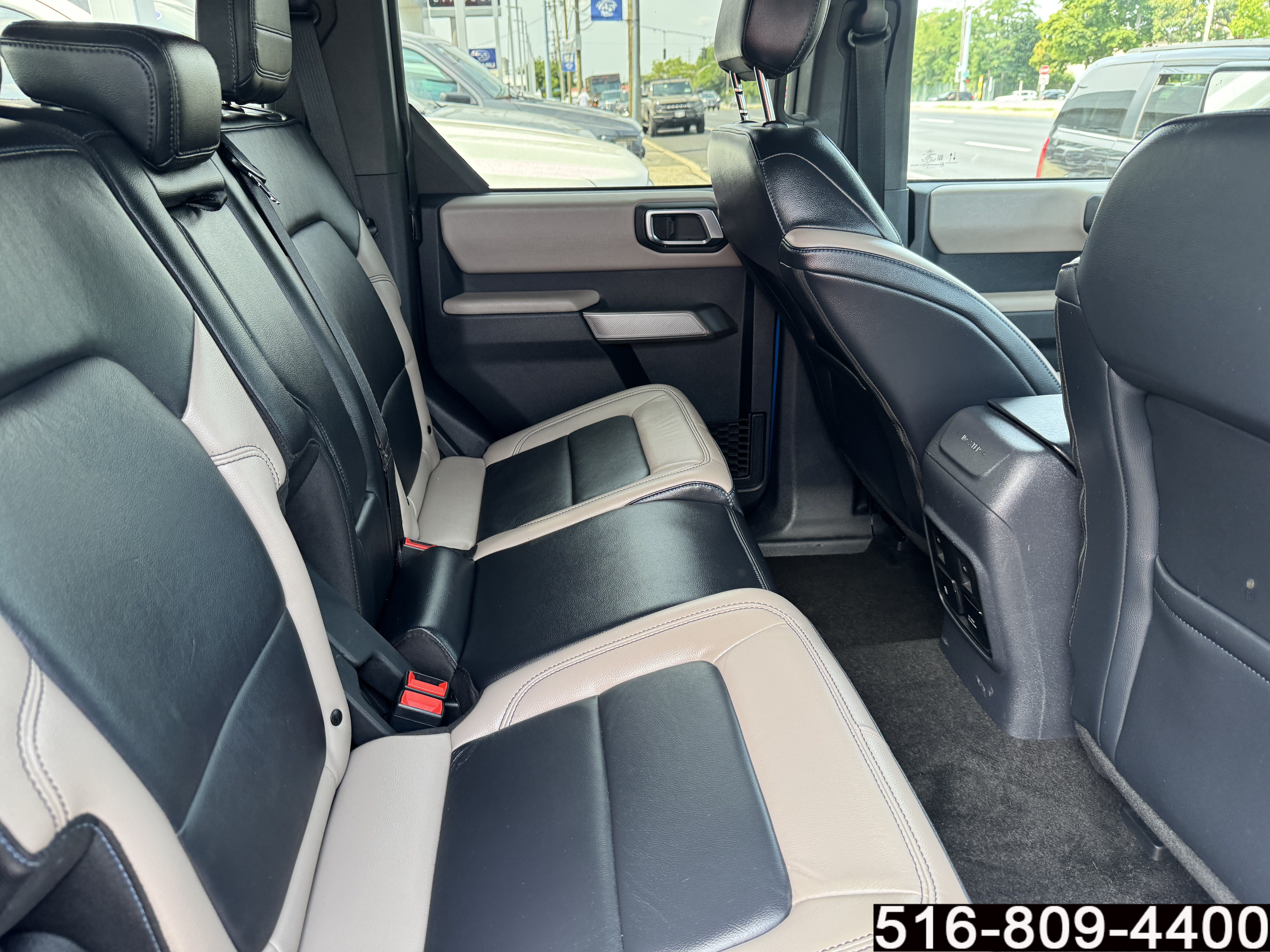 Used 2022 Ford Bronco Wildtrak AWD/4WD image 32