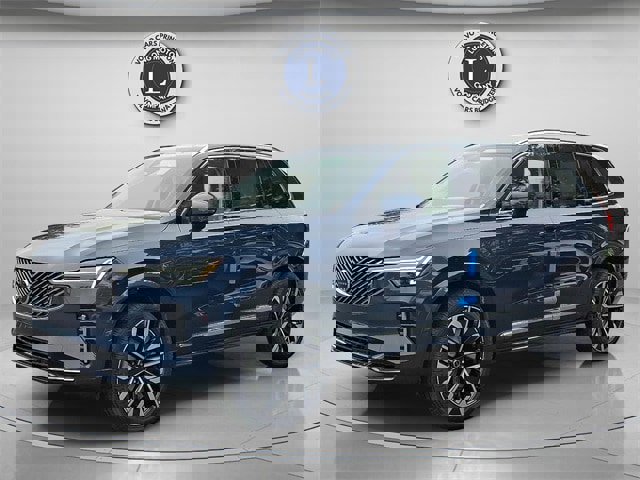 New 2026 Volvo XC90 B6 Ultra image 2