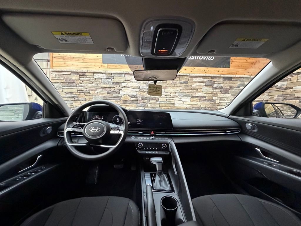 Certified 2024 Hyundai Elantra SEL image 16