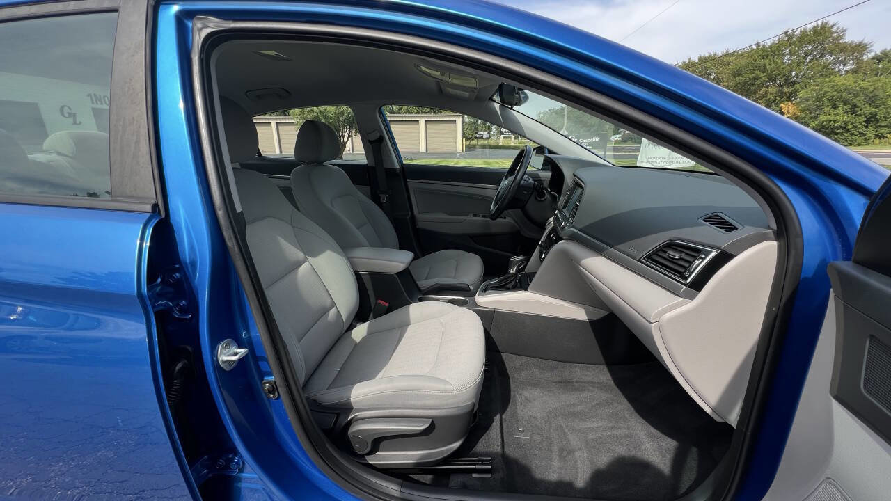 Used 2017 Hyundai Elantra SE w/ SE A/T Tech Package 03 image 25