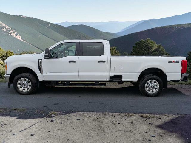 Certified 2023 Ford F350 XLT image 3