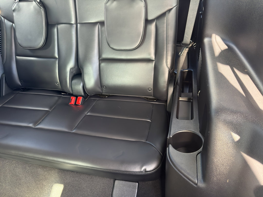 Used 2021 Ford Explorer XLT w/ Equipment Group 202A image 37