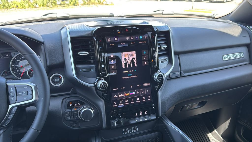 New 2026 RAM 1500 4x4 Crew Cab image 18