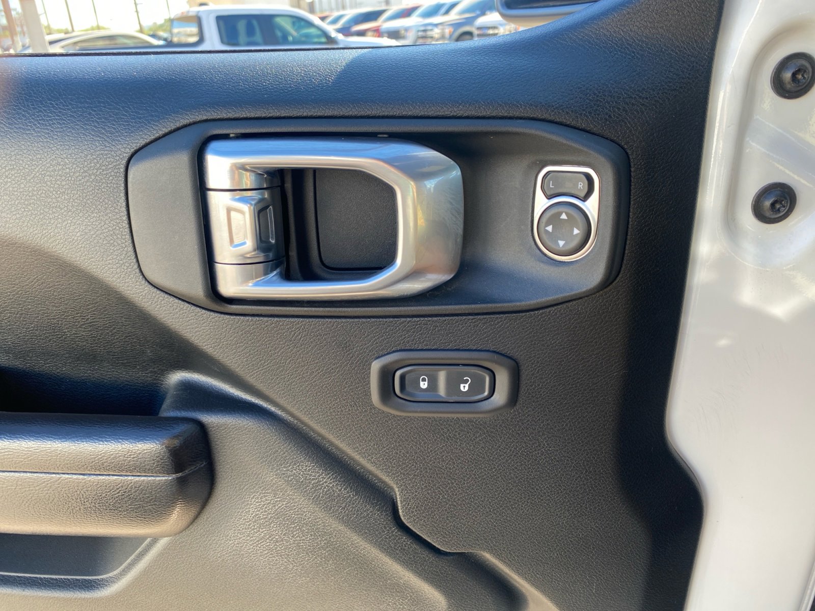 Used 2021 Jeep Wrangler Unlimited Sport image 16