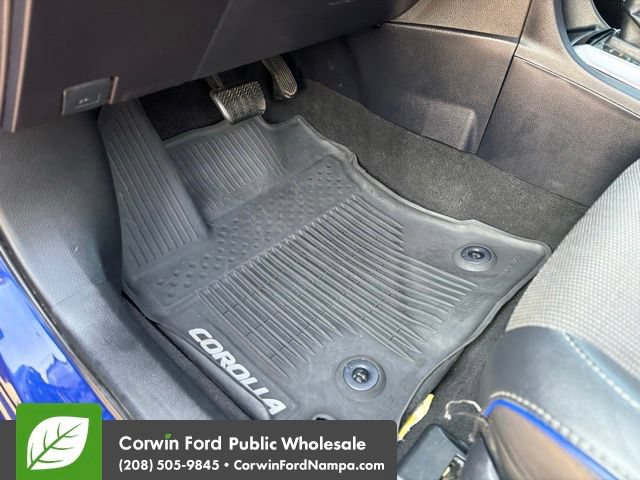 Used 2017 Toyota Corolla SE FWD image 26