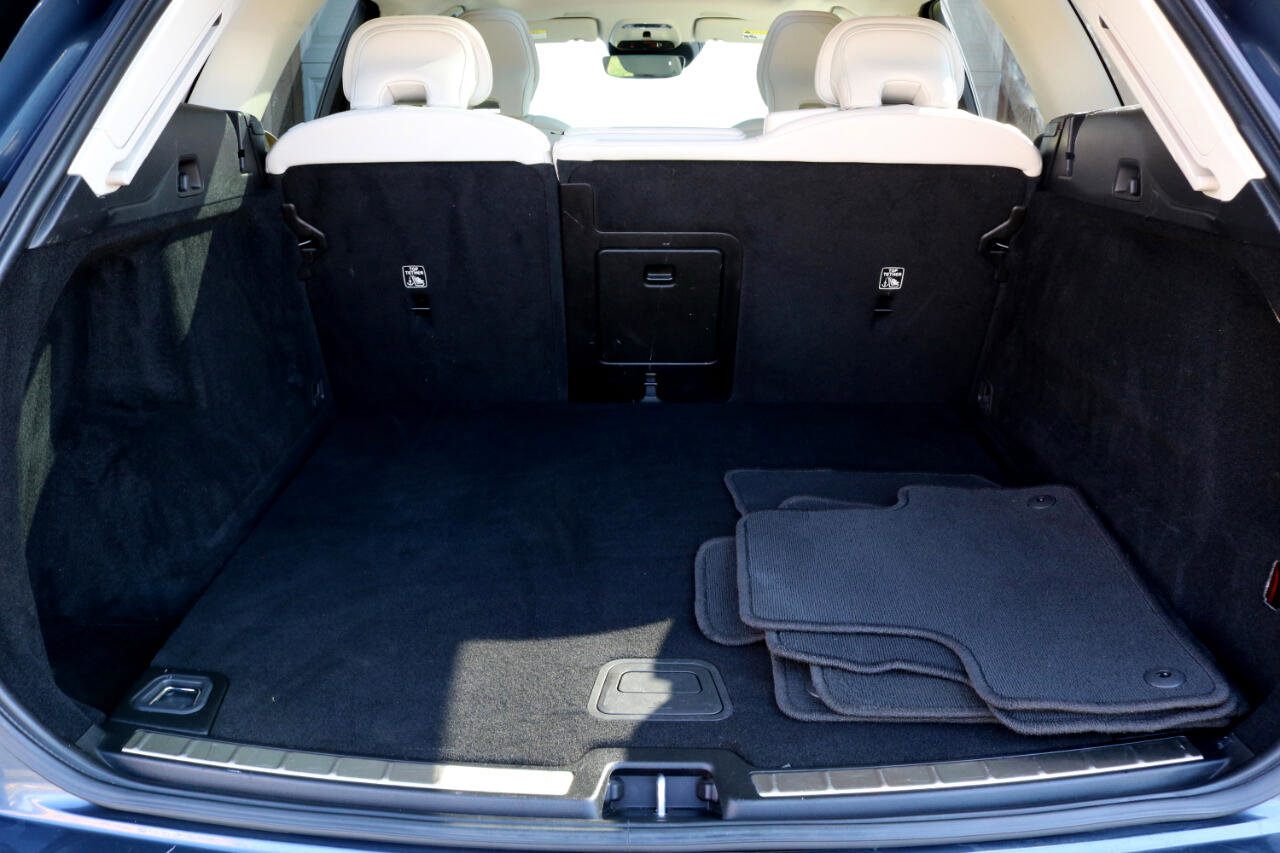 Used 2021 Volvo XC60 T5 Inscription w/ Climate Package image 34