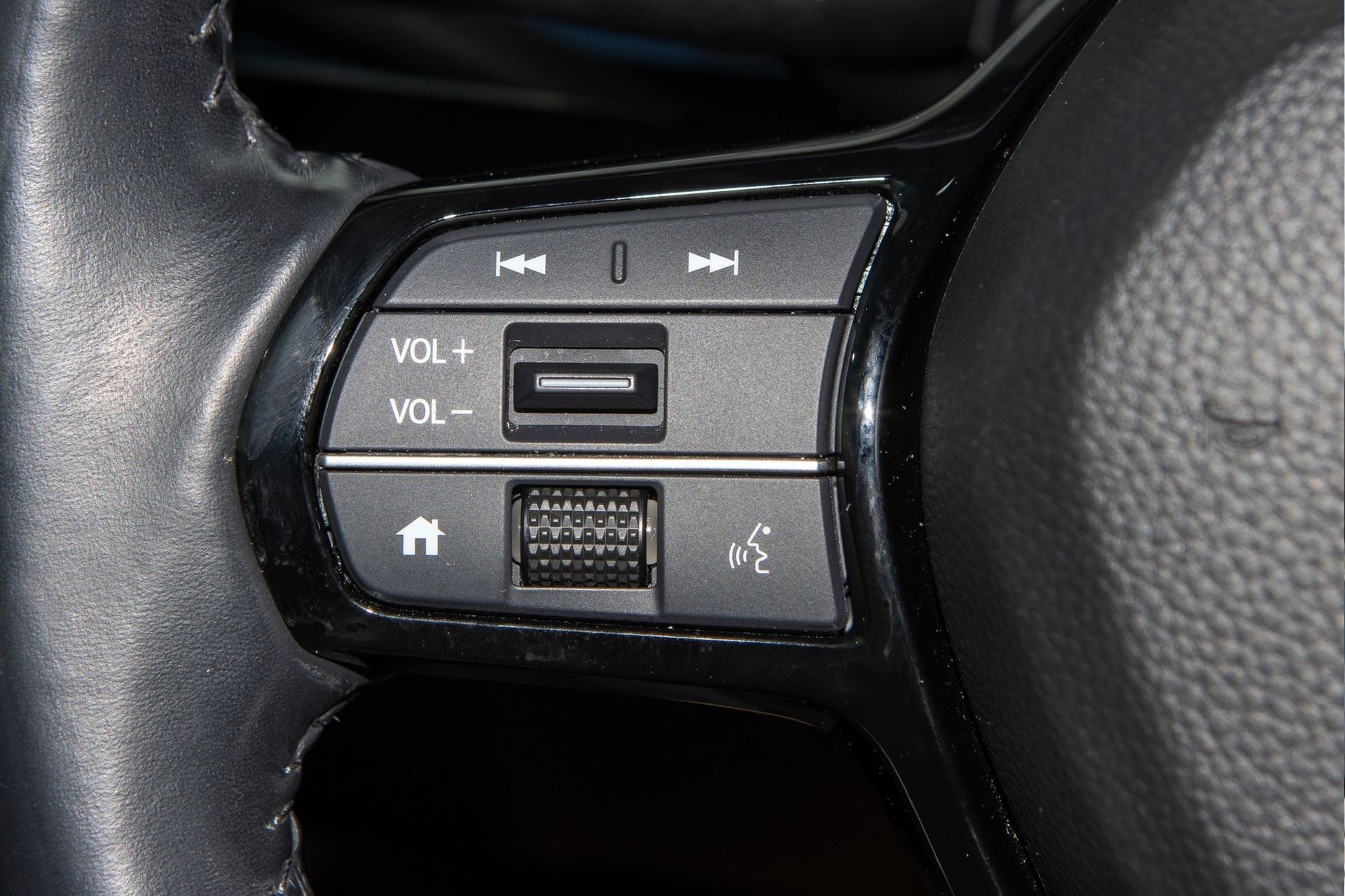 Certified 2024 Honda CR-V EX-L image 30