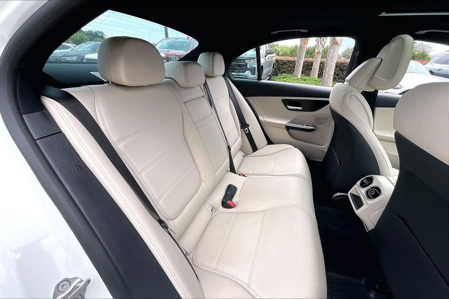 Used 2024 Mercedes-Benz C 300 Sedan image 21