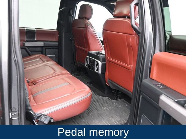 Used 2019 Ford F150 Platinum w/ Equipment Group 701A Luxury AWD/4WD image 18