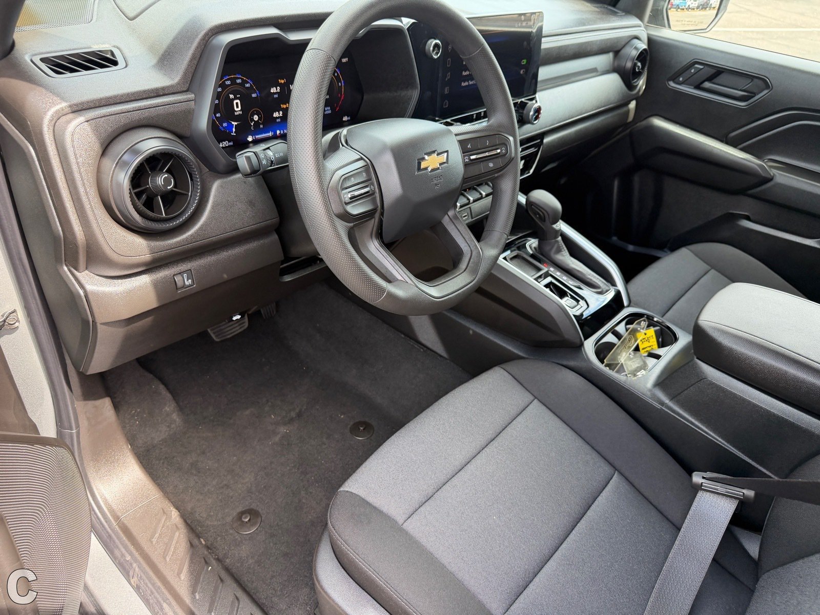 Used 2026 Chevrolet Colorado W/T RWD image 15