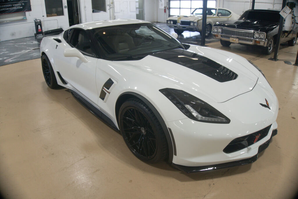 Used 2017 Chevrolet Corvette Grand Sport image 7