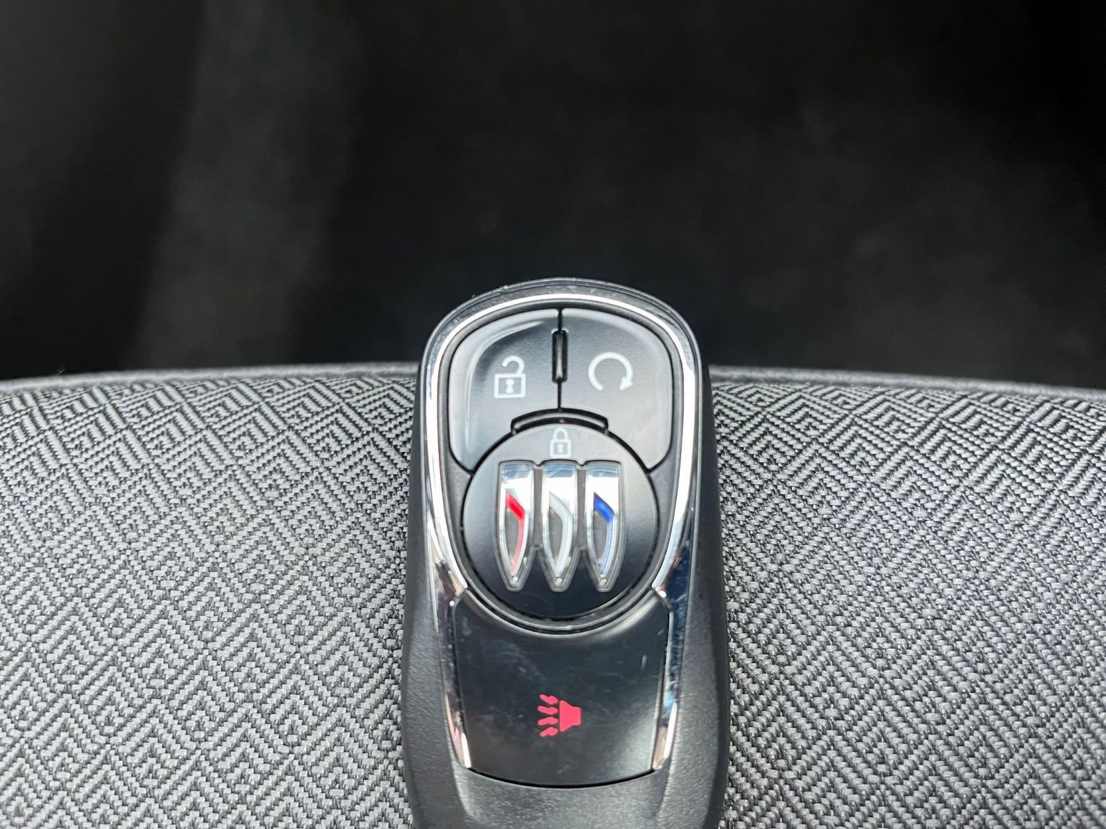 Used 2025 Buick Encore GX Preferred image 24